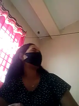Snapshot of Sexy_pori chatting on February 19, 2025, 10:34 am Sexy pori online show from February 19, 2025, 10:34 am