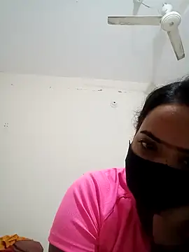 Snapshot of Sexy_pori chatting on February 24, 2025, 3:44 am Sexy pori online show from February 24, 2025, 3:44 am