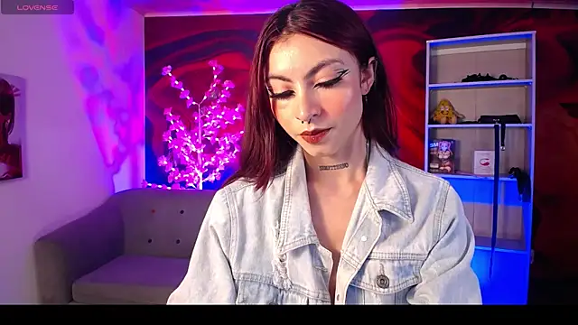 katellyrose online show from February 25, 2025, 11:30 am