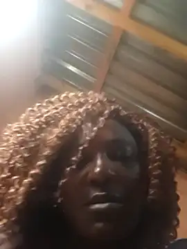 01applebottom online show from February 17, 2025, 1:10 pm