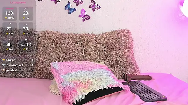 emily jk online show from April 16, 2026, 9:39 pm