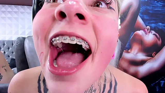 miss   angel online show from March 11, 2025, 12:22 am