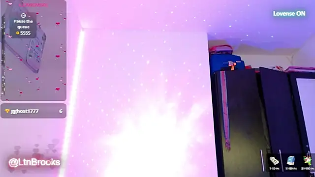 Annaa Brooks online show from March 4, 2025, 9:00 pm