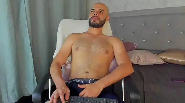 Luke Diaz7 online show from March 13, 2025, 3:44 am