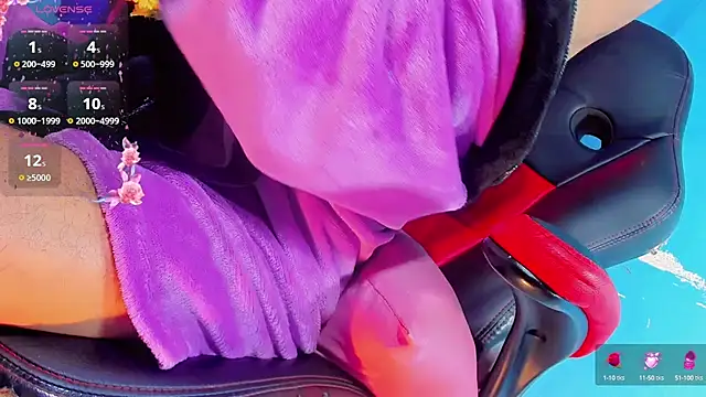 emelly horny  online show from September 20, 2025, 11:11 am