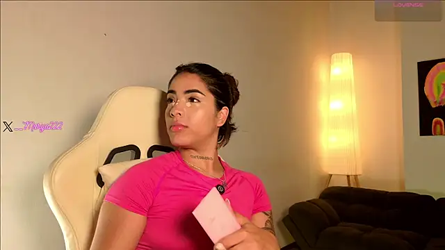 Maryybellax online show from July 31, 2026, 11:37 pm