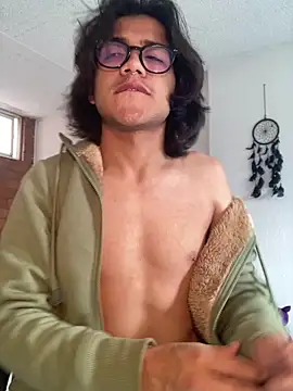 shadowsofgarden online show from March 4, 2025, 2:21 pm