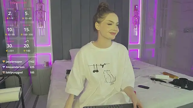 AlexaBright online show from February 27, 2025, 6:42 pm