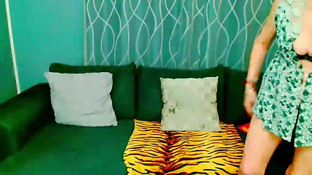 adeleadison online show from February 11, 2026, 5:23 am