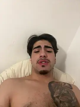 jovencitoboy21 online show from February 10, 2025, 6:24 pm