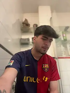 jovencitoboy21 online show from March 6, 2025, 1:46 pm