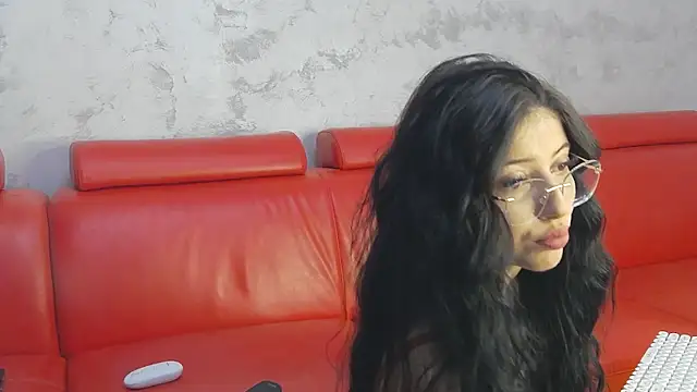 Foxy Rosee online show from December 5, 2025, 6:44 am