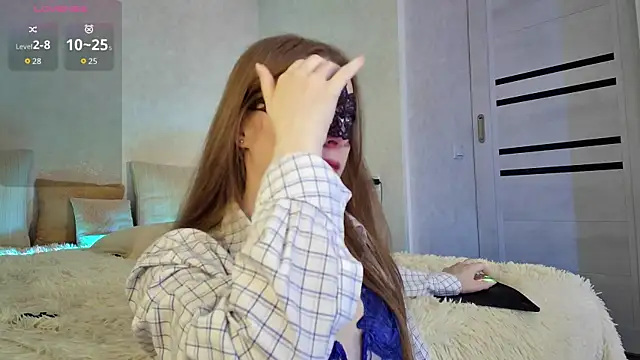 Roseaa online show from September 15, 2025, 4:18 pm