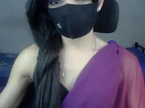 YourCDBitch online show from November 6, 2025, 9:26 pm