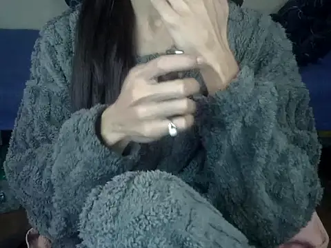 YourCDBitch online show from December 21, 2025, 12:07 am