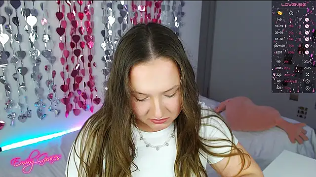 Snapshot of EmilyxxGraces chatting on February 13, 2026, 7:10 pm EmilyxxGraces online show from February 13, 2026, 7:10 pm