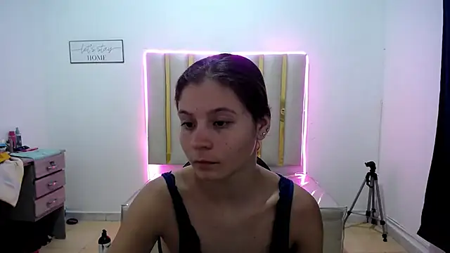 flakita sexyhot online show from September 23, 2025, 9:56 am