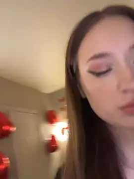 Jackie White  online show from February 15, 2025, 5:17 pm