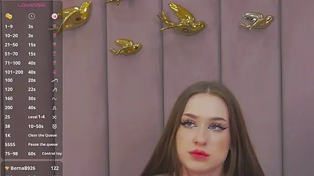 Jackie White  online show from March 18, 2025, 10:48 pm