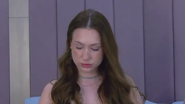 Jackie White  online show from October 5, 2025, 3:38 am