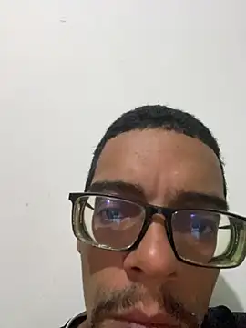 Diegodelicia online show from May 24, 2026, 4:50 am