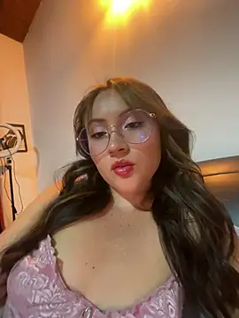 ValentinaOrtiz3 online show from February 18, 2025, 1:21 am