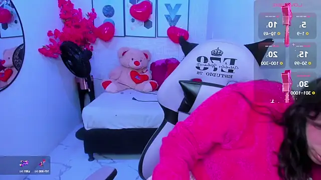 Marii 18 online show from March 6, 2025, 3:13 am