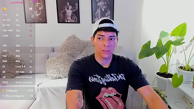  JacobMiller   online show from February 26, 2025, 12:27 am