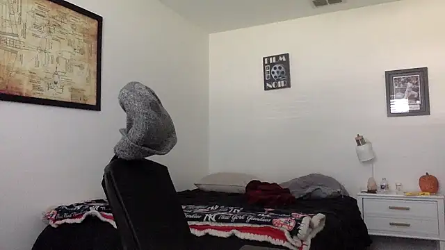 Milflover96 online show from March 7, 2025, 2:34 pm