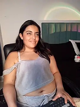 Snapshot of Ambar-22 chatting on February 13, 2025, 10:00 pm Ambar-22 online show from February 13, 2025, 10:00 pm