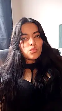 Snapshot of Ambar-22 chatting on February 15, 2025, 3:06 pm Ambar-22 online show from February 15, 2025, 3:06 pm