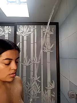 Snapshot of Ambar-22 chatting on September 28, 2025, 6:35 pm Ambar-22 online show from September 28, 2025, 6:35 pm