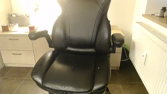 HotLady66 online show from February 13, 2025, 1:05 pm