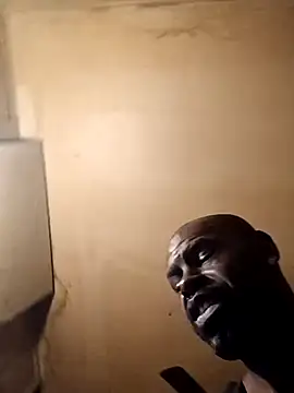 Snapshot of birdg chatting on January 9, 2026, 6:10 pm birdg online show from January 9, 2026, 6:10 pm