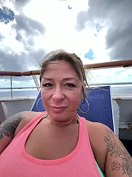 bossyroxy84 online show from January 8, 2026, 5:15 pm