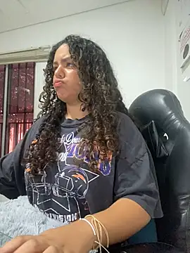 Anitta bell online show from February 13, 2025, 1:15 pm