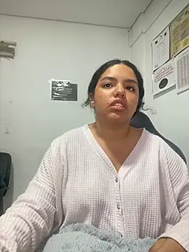 Anitta bell online show from March 3, 2025, 3:42 pm