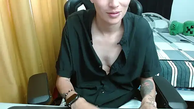 duo peludoo online show from April 27, 2026, 5:55 pm