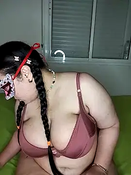 salma11125 online show from March 20, 2025, 10:40 pm