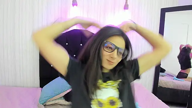 nicky angel1 online show from February 19, 2025, 9:58 pm