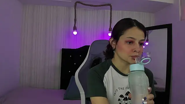 nicky angel1 online show from January 17, 2026, 6:55 pm