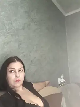 Greta Tamar online show from March 6, 2025, 6:05 pm