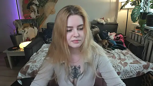Snapshot of Alexa_Pirs chatting on April 24, 2026, 1:35 pm Alexa Pirs online show from April 24, 2026, 1:35 pm