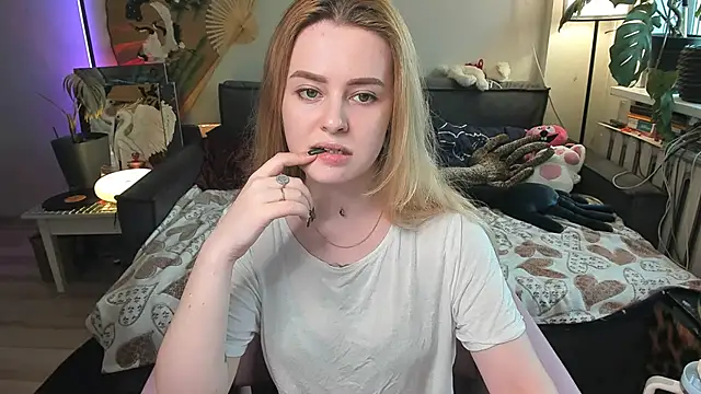 Snapshot of Alexa_Pirs chatting on April 25, 2026, 1:14 pm Alexa Pirs online show from April 25, 2026, 1:14 pm