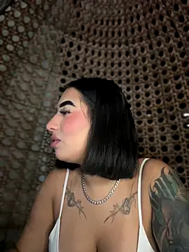 Scarlett-LS online show from October 2, 2025, 1:23 am