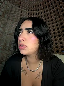 Scarlett-LS online show from October 10, 2025, 1:37 am