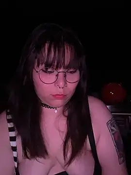 Solo yoss online show from October 30, 2025, 6:15 am