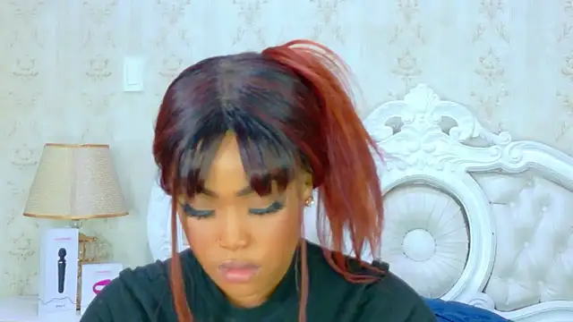 TianahGlow online show from February 6, 2026, 8:45 pm