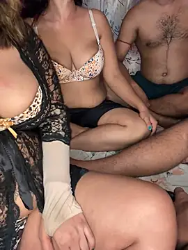 WifyHubby 38 online show from February 27, 2025, 9:25 pm