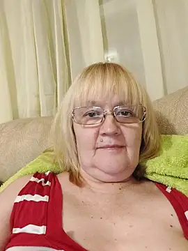 Snapshot of Violet5364 chatting on November 30, 2025, 7:40 pm Violet5364 online show from November 30, 2025, 7:40 pm